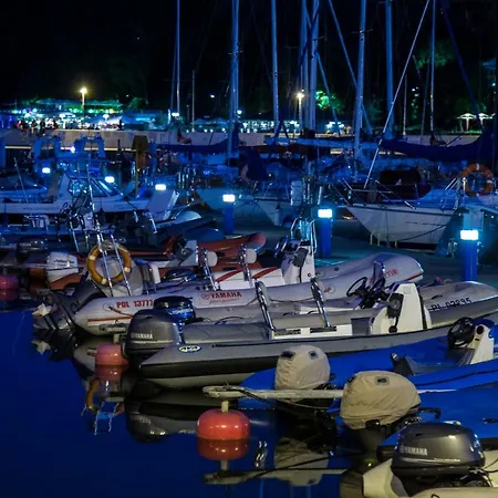 Krasickiego 14 Apartamento *